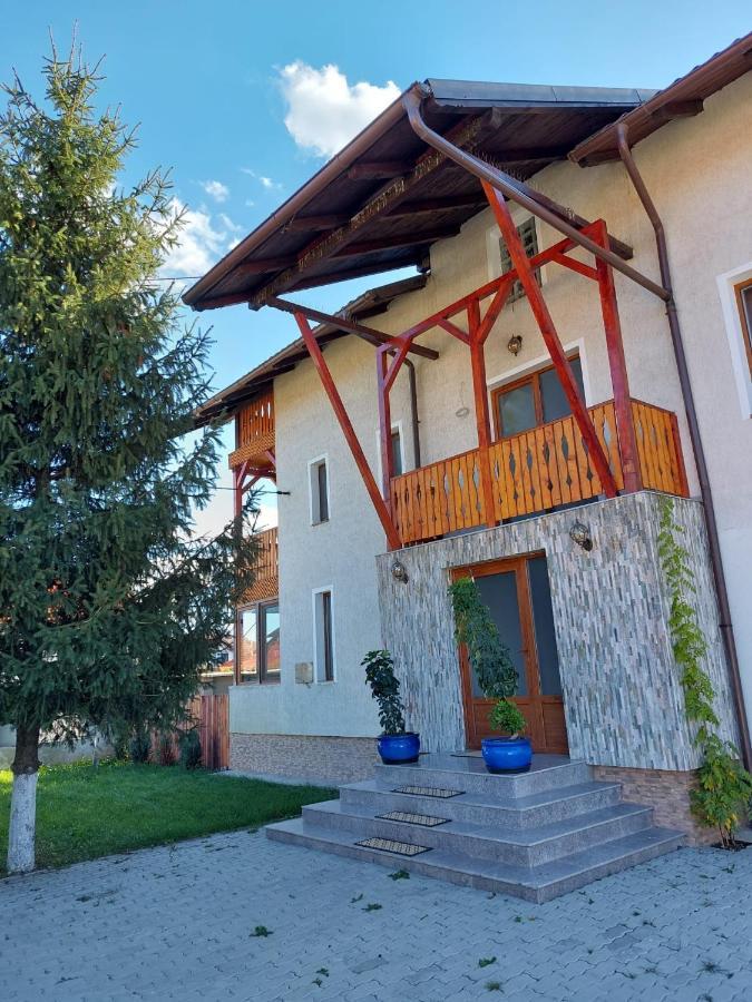 Pensiunea Vera Rîşnov 外观 照片