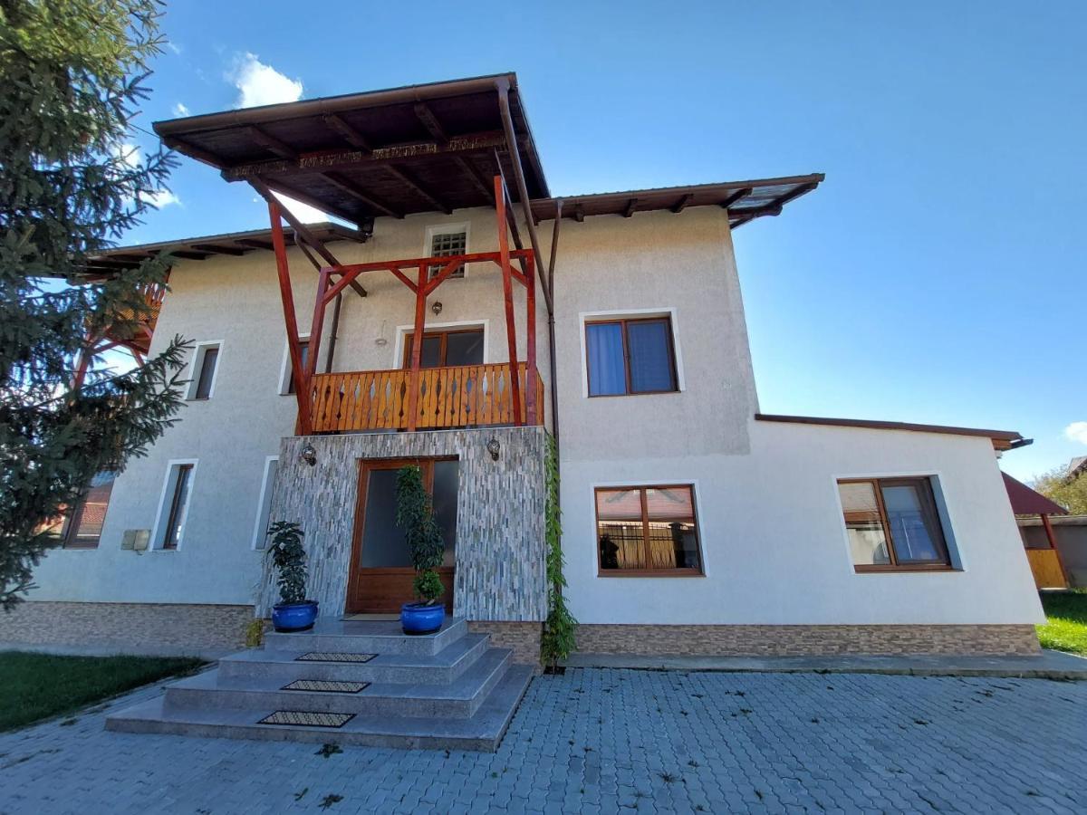 Pensiunea Vera Rîşnov 外观 照片